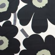 【オーダーカーテン】マリメッコ ピエニウニッコ(全6色)ブラック アップ画